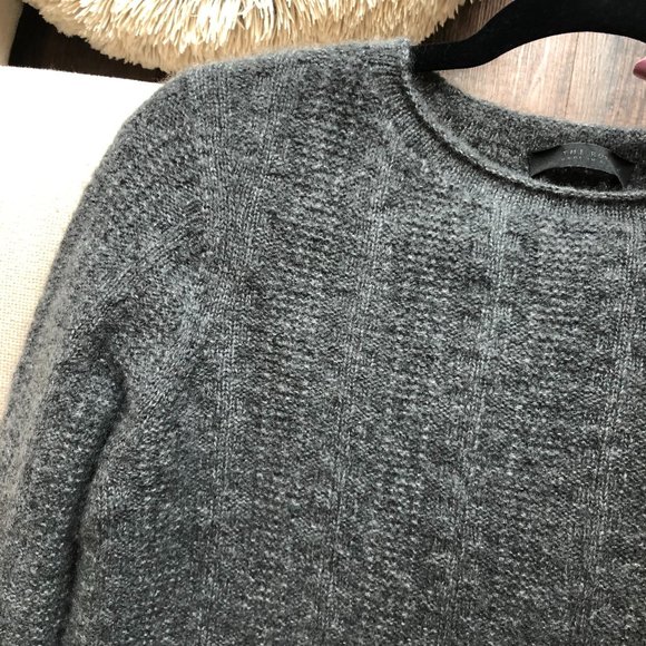 The Row Cashmere and Silk Sweater - Picture 8 of 9